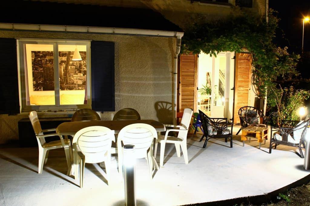 Vila Maison Avec Jardin Proche Disney Chanteloup En Brie Exteriér fotografie